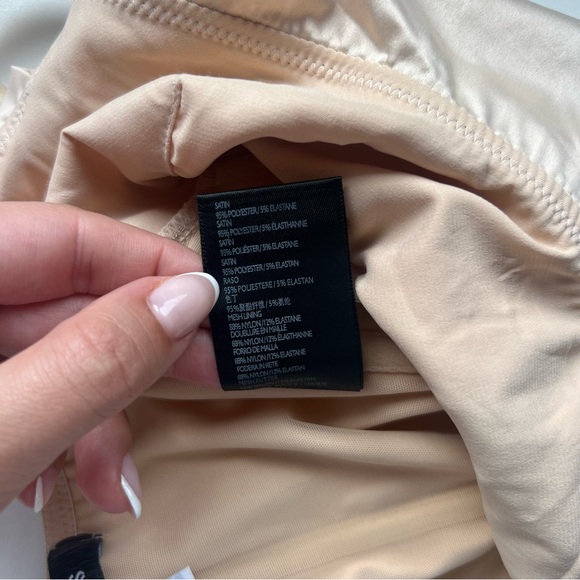 URBAN OUTFITTERS LEXI SATIN COWL CORSET TOP - Picture 9 of 9